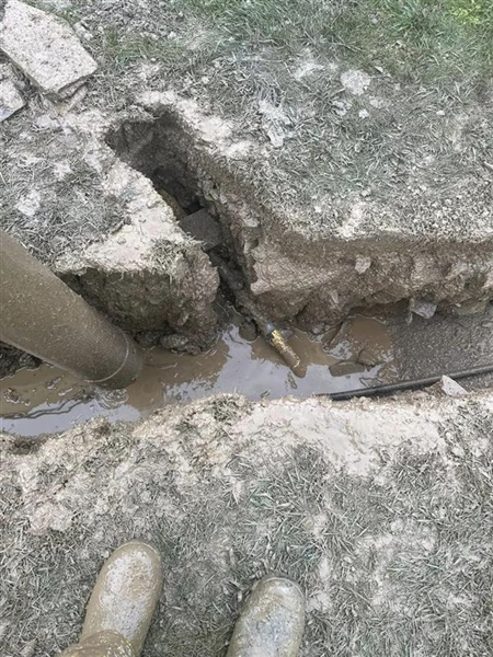 hydro—excavating-2